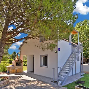 https://apartments-josip-1713.in-istria.net